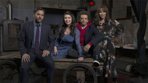 critica de rise serie movistar