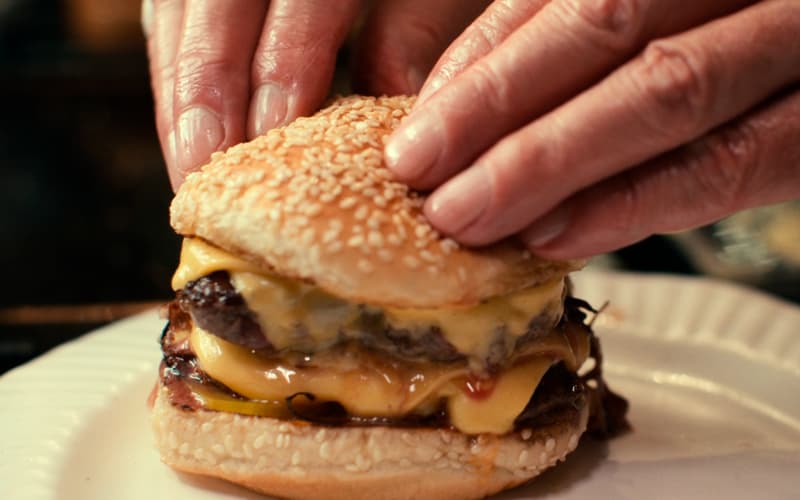 la hamburguesa en the menu