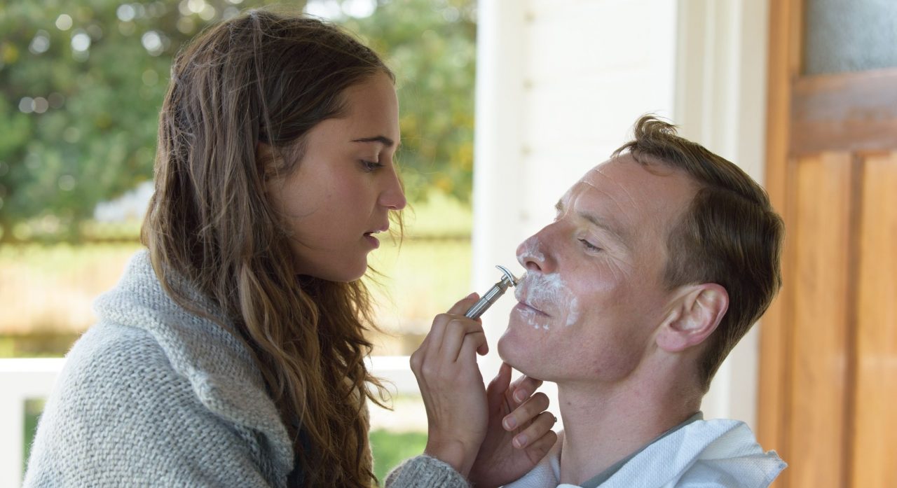 THE LIGHT BETWEEN OCEANS
