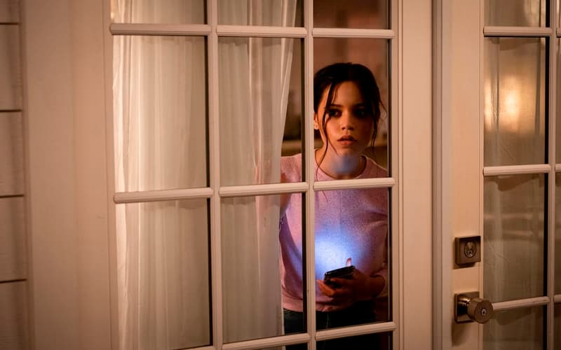 JENNA ORTEGA EN sCREAM